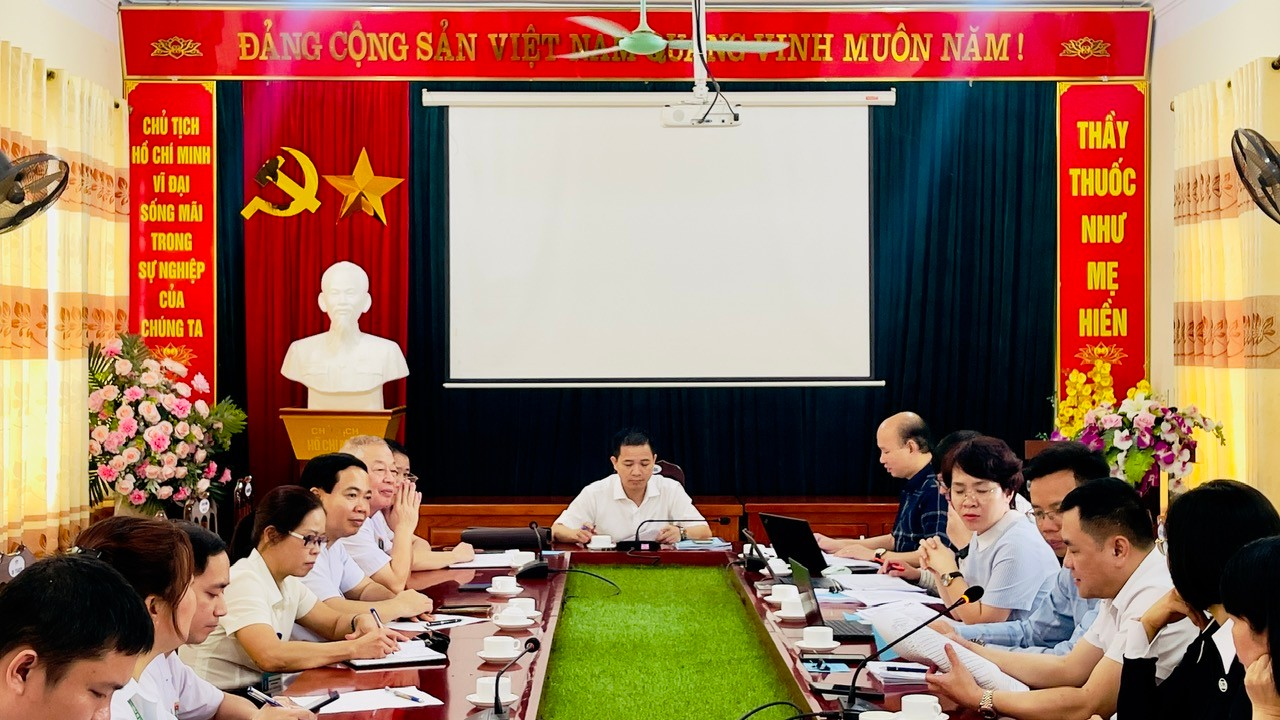 SỞ Y TẾ THẨM ĐỊNH ĐIỀU CHỈNH GIẤY PHÉP HOẠT ĐỘNG TẠI TRUNG TÂM Y TẾ KHU VỰC TÂN LẠC